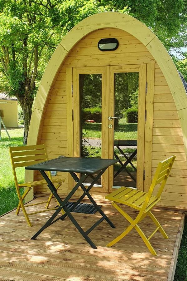 Cabane 2/3 Pers Au Camping Les Patis Nazelles-Negron Exteriér fotografie
