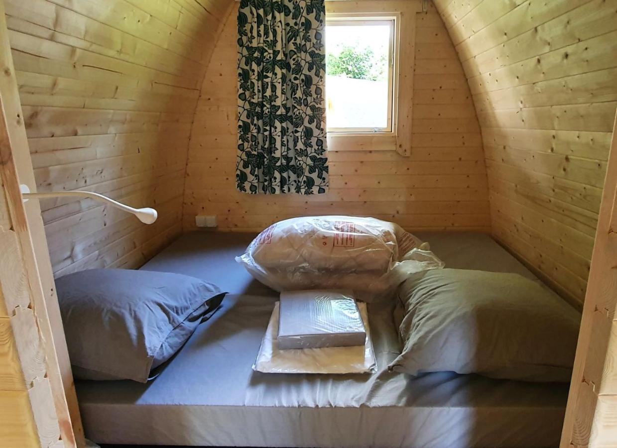 Cabane 2/3 Pers Au Camping Les Patis Nazelles-Negron Exteriér fotografie